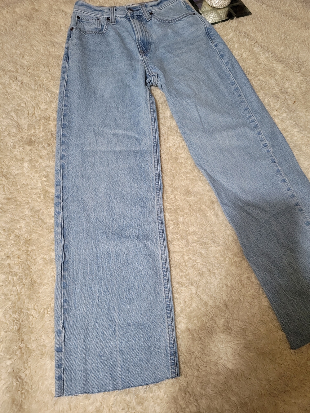 Abercrombie High Rise Loose Jean Light Blue Cotton Lyocell Blend W23 X L26 - Picture 3 of 16